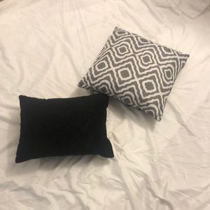 Decorative pillows